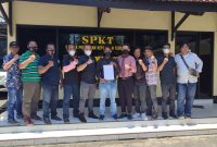 Foto: LSM KPK Nusantara Dan Equality Law Firm Saat Berada di Polsek Kota Sumenep