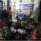 Foto: Kegiatan Vaksinasi Di Desa Gedungan Yang Di pantai Langsung Oleh Anggota TNI-Polri. 