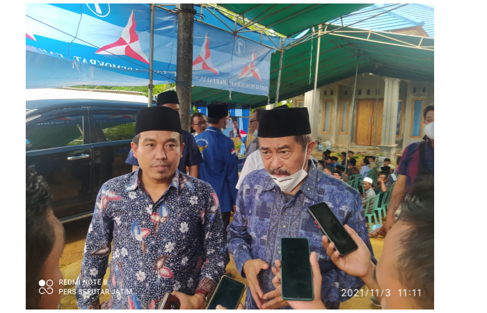 Foto: Achmad Iskandar Wakil Ketua DPRD Provinsi Jatim Didampingi Wakil Ketua DPRD Sumenep, Indra Wahyudi, SE. MSi
