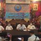 Foto: Kepala BNN Kabupaten Sumenep, Bambang Sutrisno SE, MM Didampingi para kasi saat menggelar konfrensi pers di kantor BNNK Sumenep. 