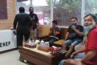 Foto: Pelaku Saat Diamankan Dikantor Polres Sumenep