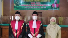 Foto:Ketua Pengadilan Negeri (KPN) Sumenep, Arie Andika Adikresna (tengah) bersama Wakil Ketua PN Yuli Purnomosidi. SH, MH.