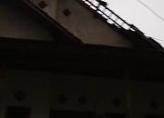 Dihantam Puting Beliung, Atap Rumah Warga di Desa Talang Beterbangan Dihantam Puting Beliung, Atap Rumah Warga di Desa Talang Beterbangan