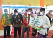 Bupati Sumenep Melaunching BLT Desa Periode Januari Hingga Maret 2022 Bupati Sumenep Melaunching BLT Desa Periode Januari Hingga Maret 2022