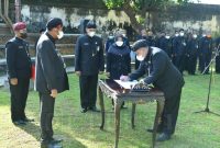 Foto: Bupati Sumenep Achmad Fauzi, SH., MH. Saat melantik Lima (5) Kepala Dinas Baru