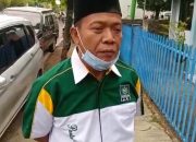 Jawab Kegelisaan Masyarakat Terkait Harga Migor, DPC PKB Sumenep Hadir Bagikan 1000 Karton Gratis Jawab Kegelisaan Masyarakat Terkait Harga Migor, DPC PKB Sumenep Hadir Bagikan 1000 Karton Gratis