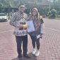 Foto: Qomariyah didampingi kuasa hukumnya saat melaporkan warga pandaan Atas Dugaan Tipu Gelap yang dialaminya