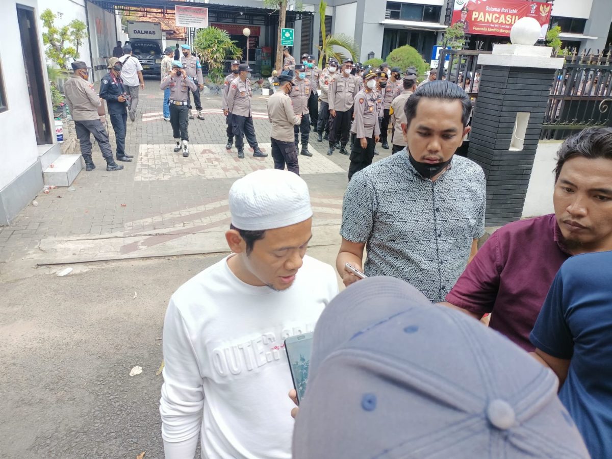 Foto: Sulaisi Abdurrazaq selaku Direktur LKBH IAIN Madura