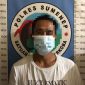 Foto:Tersangka N saat diamankan dikantor satresnarkoba polres sumenep