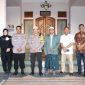 Kapolres Sumenep didampingi jajarannya mengunjungi salah satu pesantren di kecamatan bluto