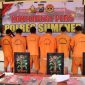 Foto:Tersangka penculikan asal Bangkalan didampingi anggota resmob polres sumenep