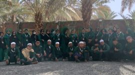 Foto:jamaah umroh PT. Bukit Shofa mengunjungi kebun kurma