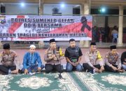 Bersama Para Suporter, Kapolres Sumenep Gelar Doa Bersama Untuk Korban Tragedi Kanjuruhan Bersama Para Suporter, Kapolres Sumenep Gelar Doa Bersama Untuk Korban Tragedi Kanjuruhan