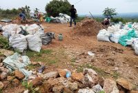 Ket:Tambang fosfat yang berlokasi di desa Ellak daya, lenteng