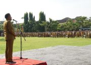 Pimpin Apel Gabungan, Bupati Minta ASN Tingkatkan Disiplin Pimpin Apel Gabungan, Bupati Minta ASN Tingkatkan Disiplin