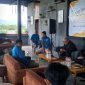 Bincang Santai: KJS dan pelaksana Malang Flower Carnival (MFC) diskusi rencana pelaksanaan even Pelangi di Sumenep tahun 2023. (Foto: Muhammad Fahrul)