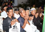 Gus-Gus di Blitar Berdoa untuk Indonesia dan Deklarasi Ganjar Presiden 2024 Gus-Gus di Blitar Berdoa untuk Indonesia dan Deklarasi Ganjar Presiden 2024
