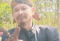 Kurniadi, Aktivis pendiri Lembaga Pengkajian Demokrasi dan Anggaran Publik (LAPDAP) Madura