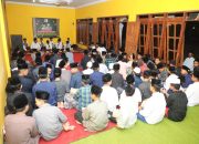 Gerak Cepat Relawan Gus Pendukung Ganjar Renovasi MCK Pondok Pesantren di Tulungagung Gerak Cepat Relawan Gus Pendukung Ganjar Renovasi MCK Pondok Pesantren di Tulungagung