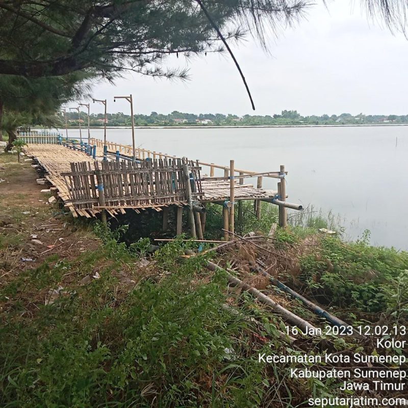 Foto:Lahan milik PT. Garam yang dipakai pedagang tanpa izin