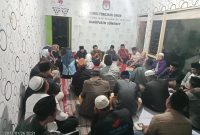 Foto:PPK Lenteng saat menggelar rakor bersama seluruh anggota PPS di wilayah kerjanya