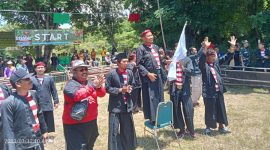 Moment Bupati Fauzi melepas kerapan kambing di desa tanjung