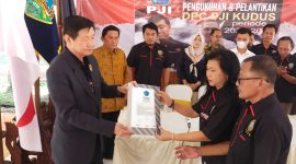 Foto:Prosesi pelantikan ketua DPC PJI Kudus
