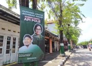 Kampanye Kereta Api di Pamekasan, Banner Bupati Fauzi dipaku di Pohon Kampanye Kereta Api di Pamekasan, Banner Bupati Fauzi dipaku di Pohon