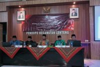 Foto:Ketua PPK Lenteng beserta anggota