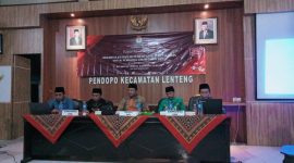 Foto:Ketua PPK Lenteng beserta anggota