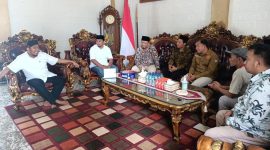 Foto:Bincang santai antara Bupati Sumenep dengan Pimpinan Wilayah Pemuda Muhammadiyah (PWPM) Jawa Timur dan PDPM Sumenep