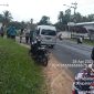 Foto:Mobil Toyota HIACE milik bagian umum Setdakab yang sempat terlibat kecelakaan di Desa Daramista, Kecamatan Lenteng. 