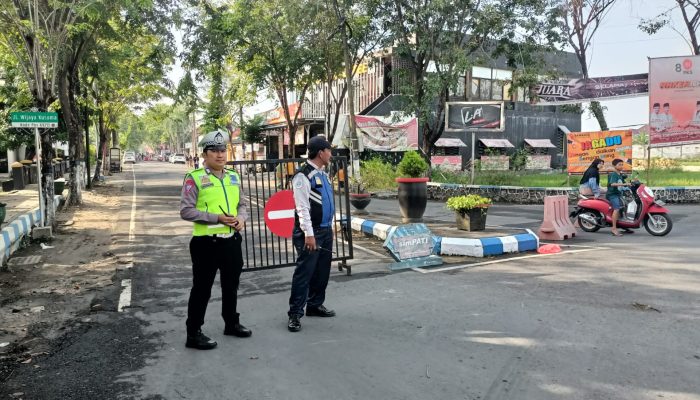 Polres Bersama Dishub Sampang Amankan Jalur CFD