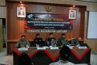 Foto:PLT Camat Lenteng saat memberikan sambutan