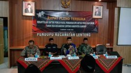 Foto:PLT Camat Lenteng saat memberikan sambutan