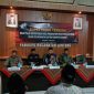 Foto:PLT Camat Lenteng saat memberikan sambutan