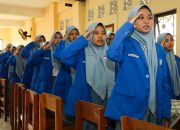 Ciptakan Penulis Andal, Relawan Ganjar Gelar Pelatihan kepada Ratusan Pelajar SMK di Gresik Ciptakan Penulis Andal, Relawan Ganjar Gelar Pelatihan kepada Ratusan Pelajar SMK di Gresik