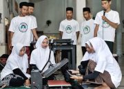 Santri Dukung Ganjar Jatim Fasilitasi Santri Masuk Industri Kreatif Santri Dukung Ganjar Jatim Fasilitasi Santri Masuk Industri Kreatif
