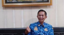 Foto:Drs Ahmad Sulaiman, Kasek SMAN 1 Sumenep