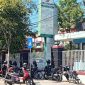Foto:Puluhan sepeda motor terparkir di atas trotoar depan RSUDMA Sumenep sisi barat (pintu masuk)