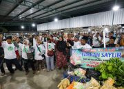 Bantu Lariskan Dagangan Pedagang Sayur, Kiyai Muda Jawa Timur Gelar 'Grebek Pasar' Bantu Lariskan Dagangan Pedagang Sayur, Kiyai Muda Jawa Timur Gelar ‘Grebek Pasar’