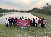 Ganjar Milenial Ajak Warga Tebar Bibit Ikan dan Tanam Pohon di Bojonegoro