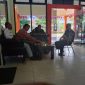 Foto:Kasek SMAN 1 Kalianget saat berbincang dengan awak media 