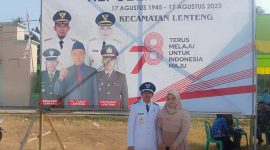 Foto:Kades jambu bersama istri tercinta menghadiri upacara HUT RI Ke-78