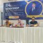 Foto:Moch. Azis, SH.MH anggota DPRD Jatim saat membuka workshop bahaya narkoba bagi pemuda