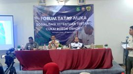 Foto:Kepala Satpol PP Sumenep saat memberikan sambutan pada acara sosialisasi