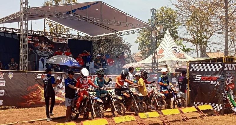 Foto:Para Croser siap jajal sirkuit Halim perdana Kusuma dalam Sumenep Grasstrack 2023