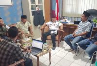Foto:PPK Lenteng bersama camat dan Panwascam Gelar Rakor pentuan titik APK