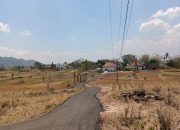 Polemik Pengaspalan Jalan Desa Mandala, Warga Sebut Ada Dugaan Keterlibatan Anggota Dewan Polemik Pengaspalan Jalan Desa Mandala, Warga Sebut Ada Dugaan Keterlibatan Anggota Dewan