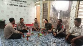 Foto: Bincang Santai Kapolsek Lenteng beserta anggota PPK Lenteng 
